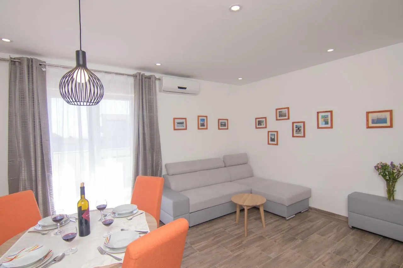 Apartmani Bistricic Krk Croatia